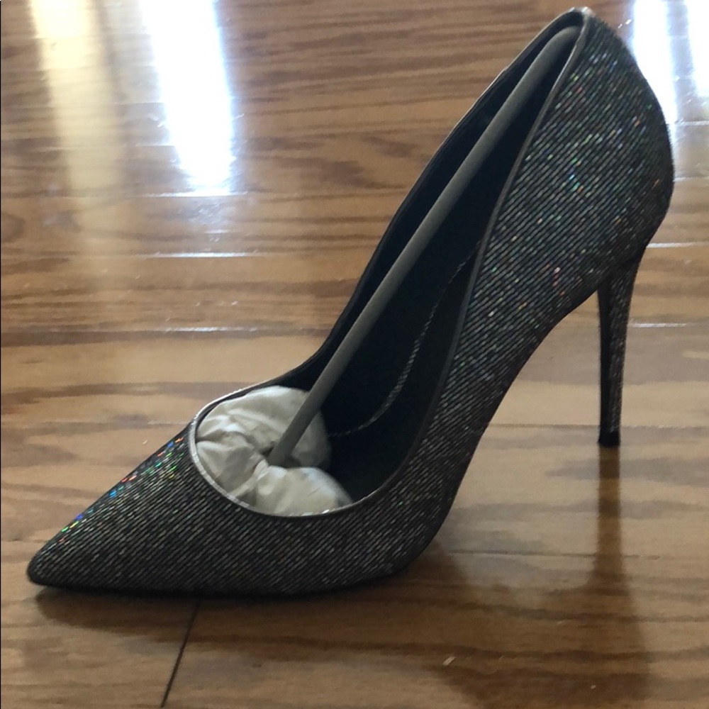 Steve Madden Iridescent Pumps